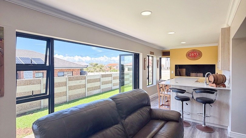 4 Bedroom Property for Sale in Reebok Western Cape